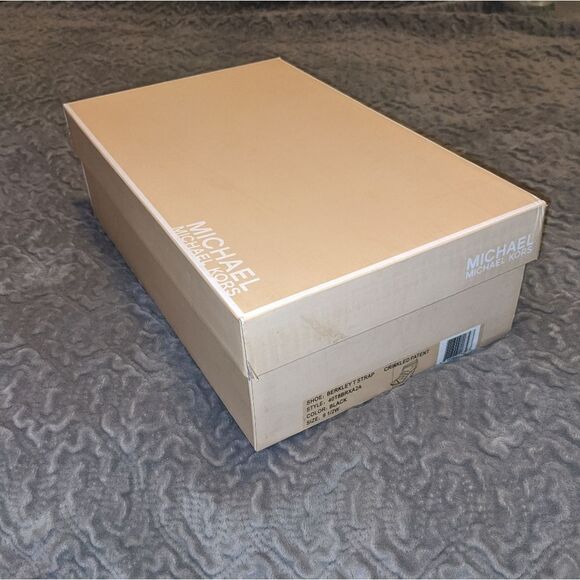 Michael Kors Berkeley heels - Picture 3 of 6